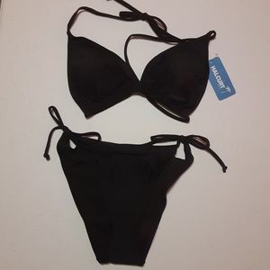 Halcurt Black 2-Piece Bikini